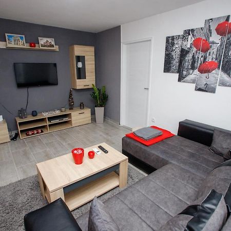 7 Days Premium Apartment Subotica Exterior foto