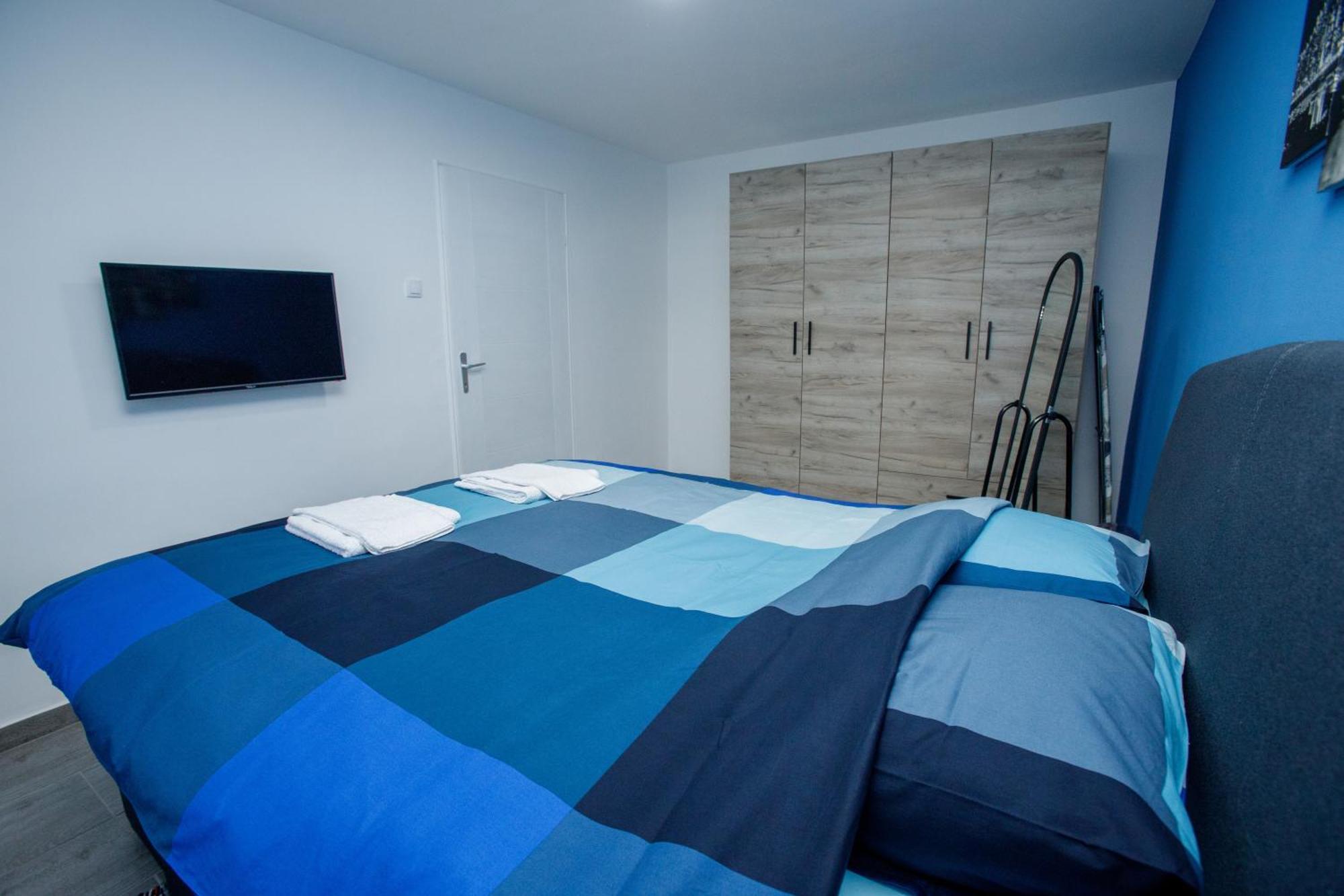 7 Days Premium Apartment Subotica Habitación foto