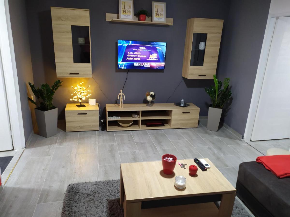 7 Days Premium Apartment Subotica Exterior foto